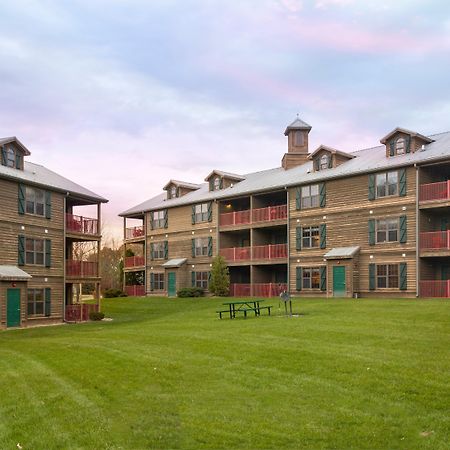 Holiday Inn Club Vacations Fox River Resort At Sheridan Екстериор снимка